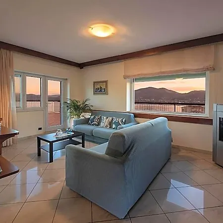 Dal Sandro Bed & Breakfast 3*