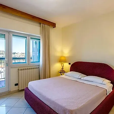 Dal Sandro Bed & Breakfast 3*